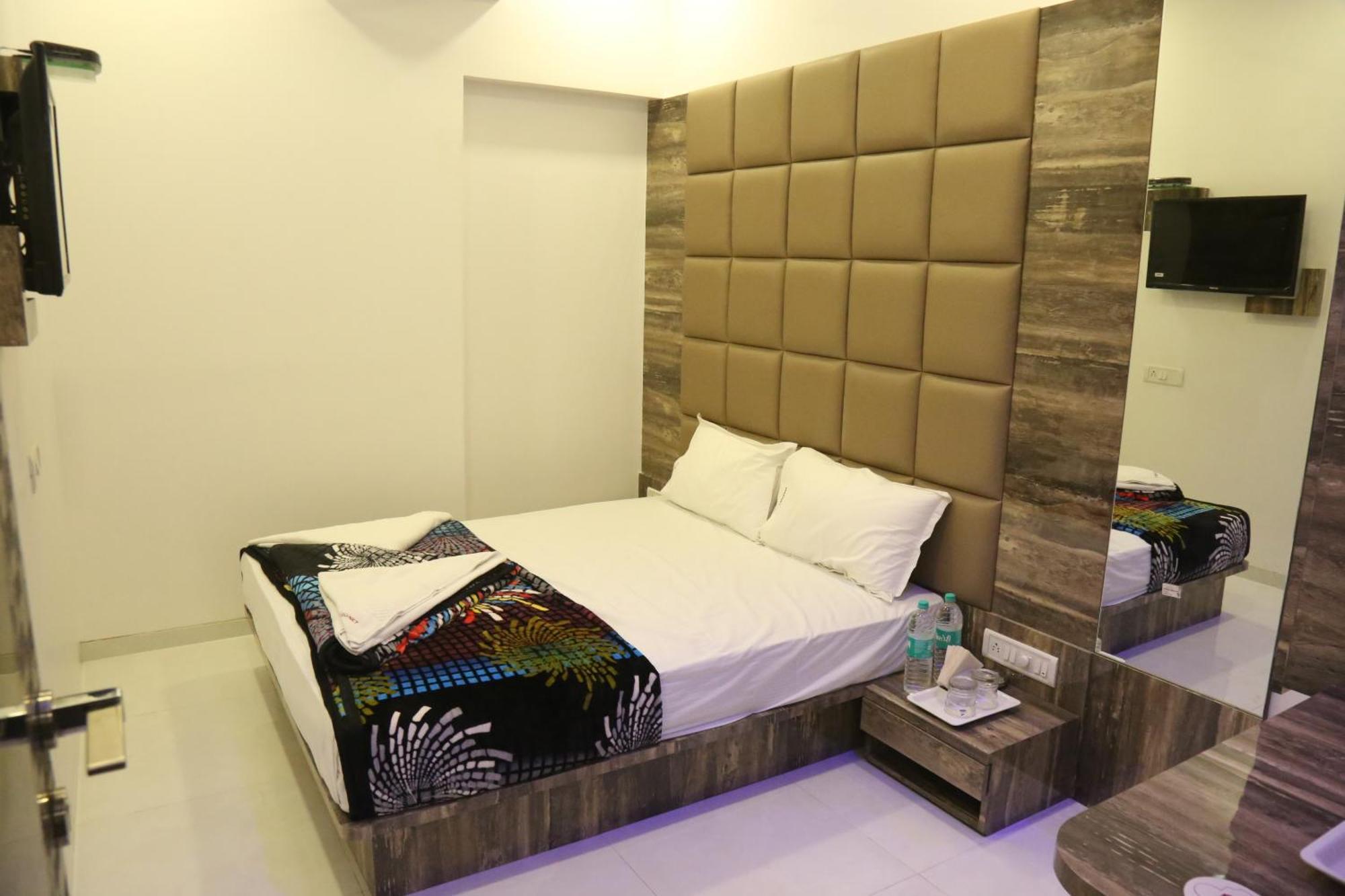 Hotel Magnum Airport T-2 - Mumbai — Photos 2